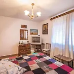 Lovely In With Kitchen *