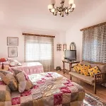 Lovely In With Kitchen Vidreres