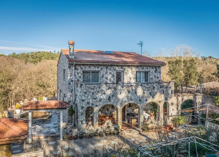 Casa vacanze Lovely In With Kitchen Vidreres